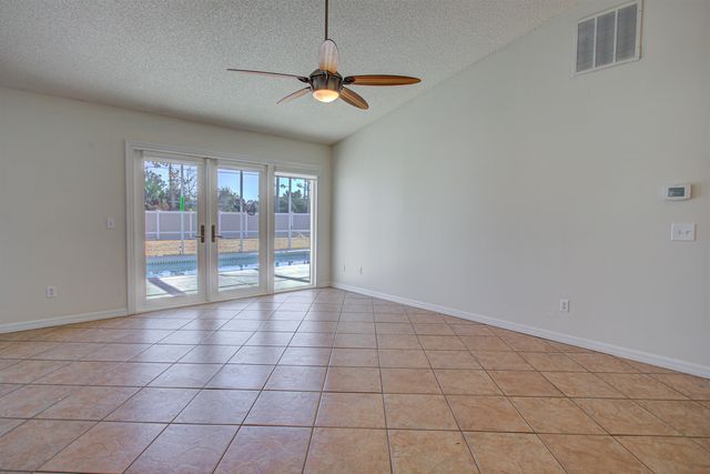 114 Ferndale Ln, Palm Coast, FL 32137