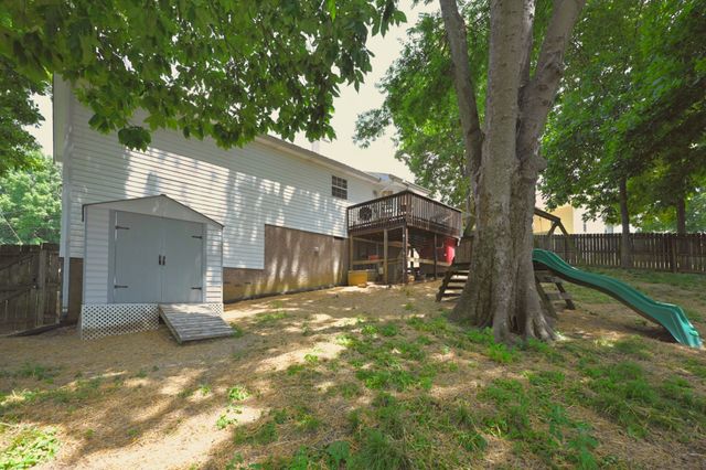 225 High Chaperal Dr, Goodlettsville, TN 37072