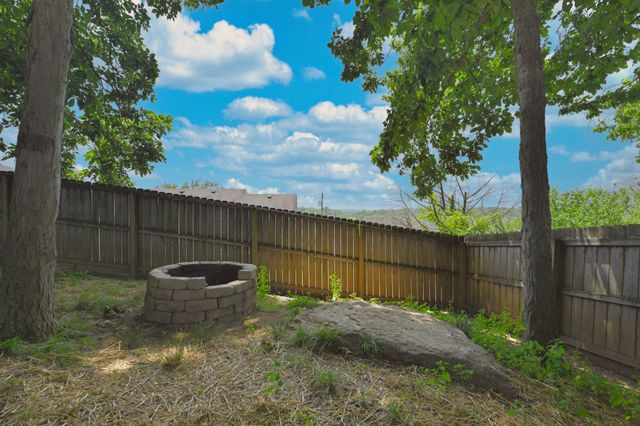 225 High Chaperal Dr, Goodlettsville, TN 37072