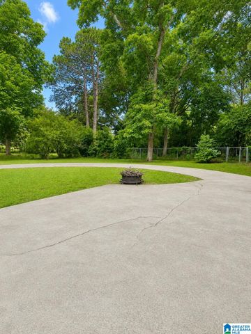 1207 4TH AVENUE N, Clanton, AL 35045