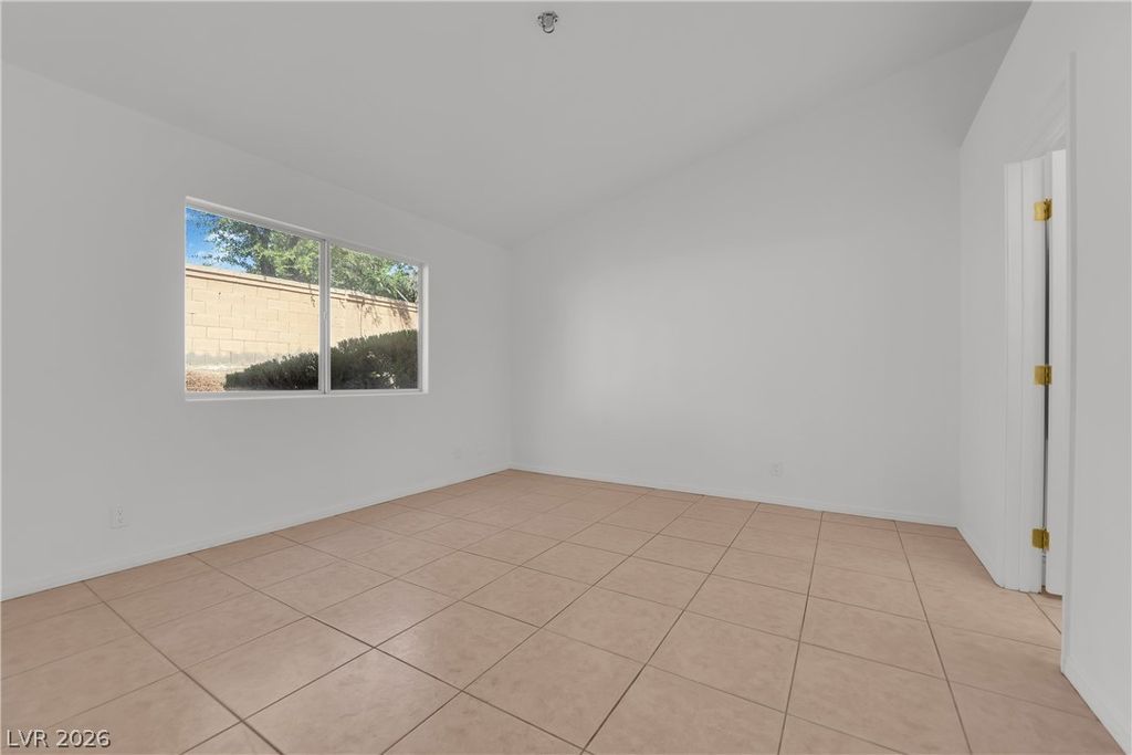 5131 Briar Meadow Way, Las Vegas, NV 89118 — photo 3