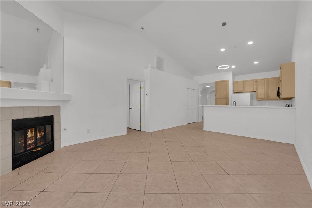 5131 Briar Meadow Way, Las Vegas, NV 89118 — photo 4