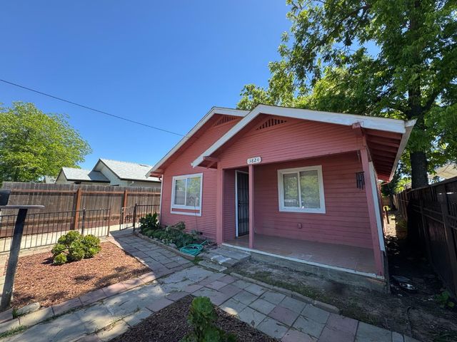 3824 14th Ave, Sacramento, CA 95820