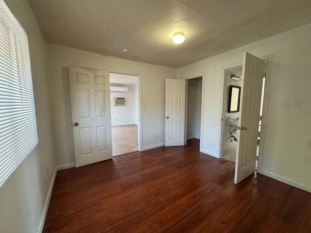 3824 14th Ave, Sacramento, CA 95820