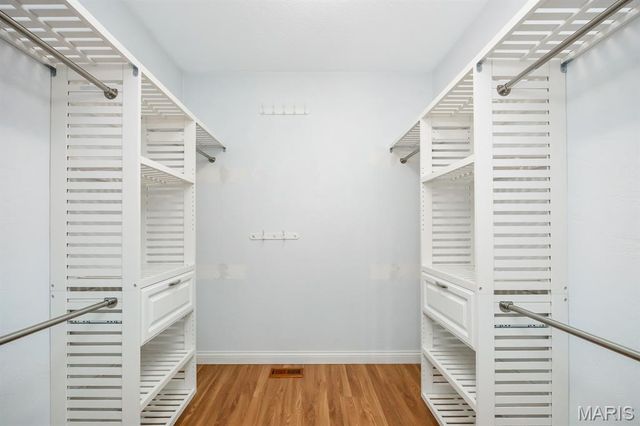 218 Woods Edge Drive, Shiloh, IL 62221