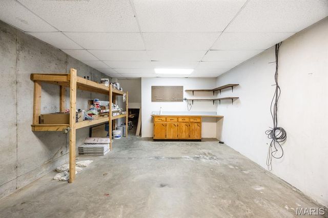 218 Woods Edge Drive, Shiloh, IL 62221