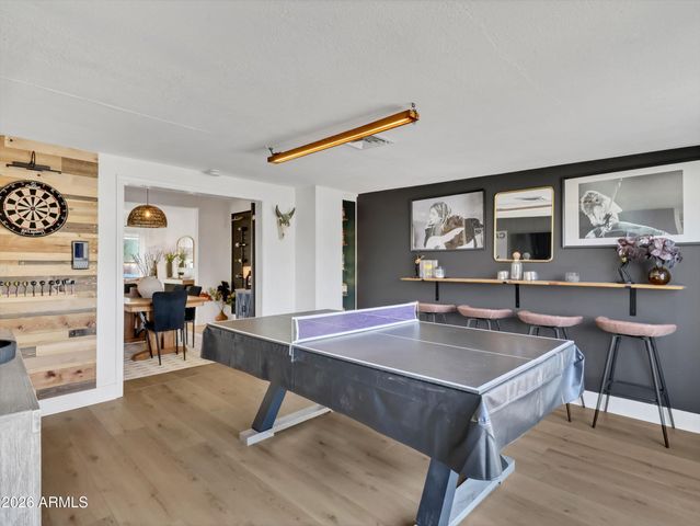 2204 E Whitton Avenue N, Phoenix, AZ 85016