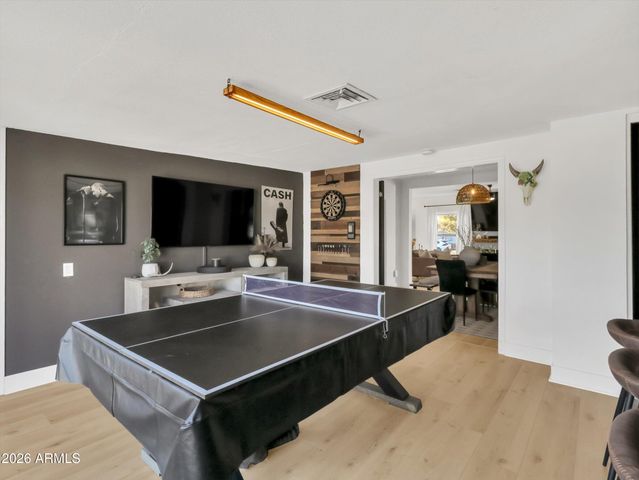 2204 E Whitton Avenue N, Phoenix, AZ 85016