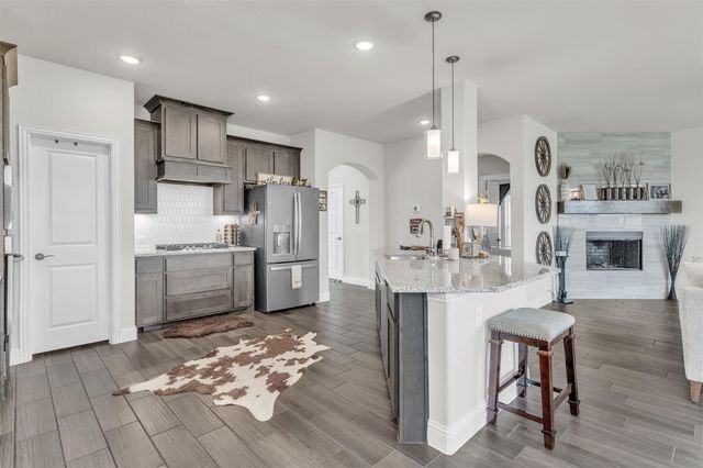 4444 Blue Mist Drive, Fort Worth, TX 76036