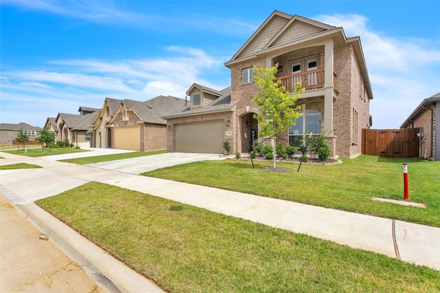 4444 Blue Mist Drive, Fort Worth, TX 76036