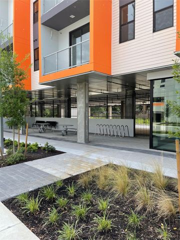 3113 Saint Charles Street 240, Houston, TX 77004