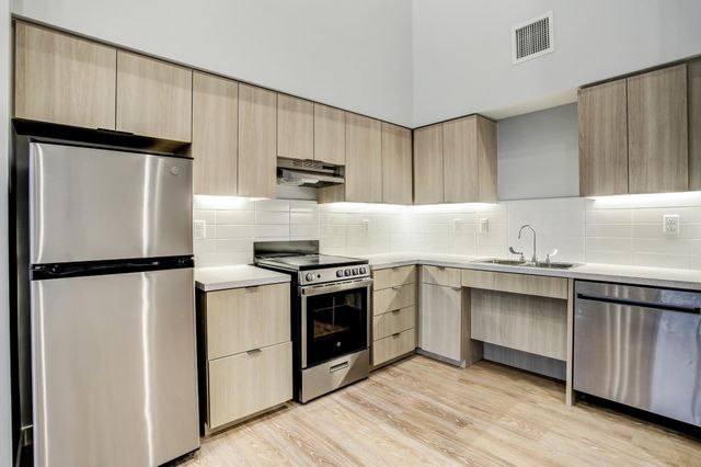3113 Saint Charles Street 240, Houston, TX 77004