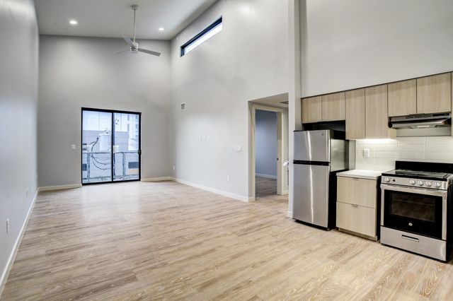 3113 Saint Charles Street 240, Houston, TX 77004