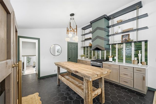 10500 Grubbs Road, Mccandless, PA 15090