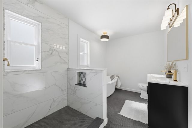 10500 Grubbs Road, Mccandless, PA 15090