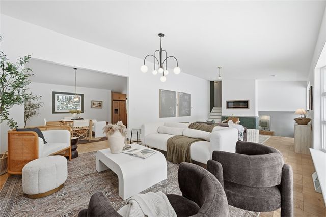 10500 Grubbs Road, Mccandless, PA 15090