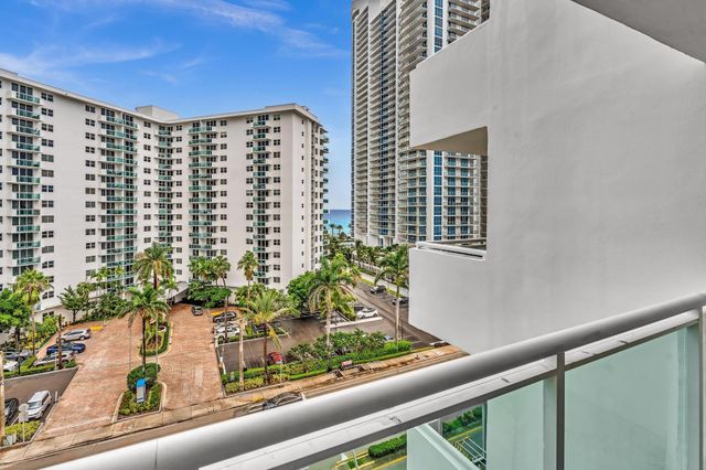 3000 S Ocean Drive 714, Hollywood, FL 33019
