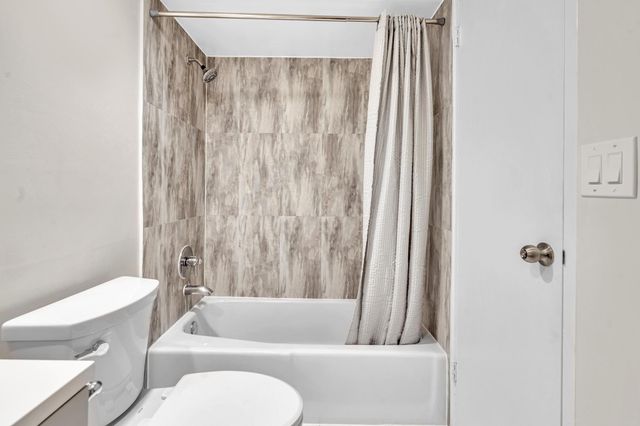3000 S Ocean Drive 714, Hollywood, FL 33019