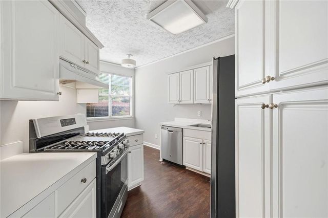 64 Hammock Place SE, Atlanta, GA 30312