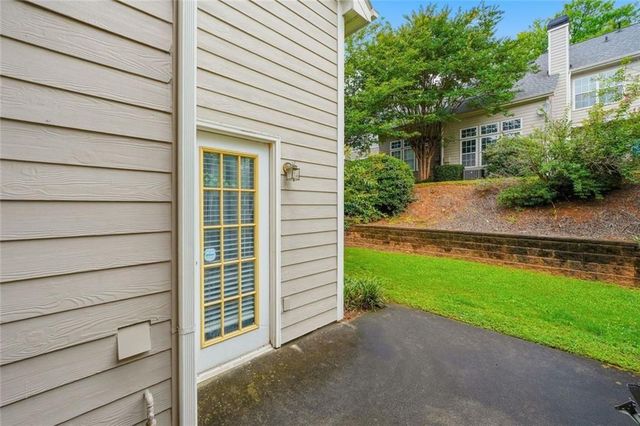64 Hammock Place SE, Atlanta, GA 30312