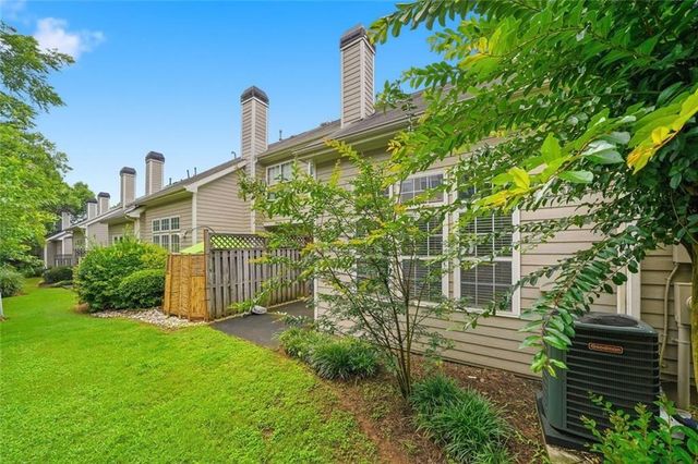 64 Hammock Place SE, Atlanta, GA 30312