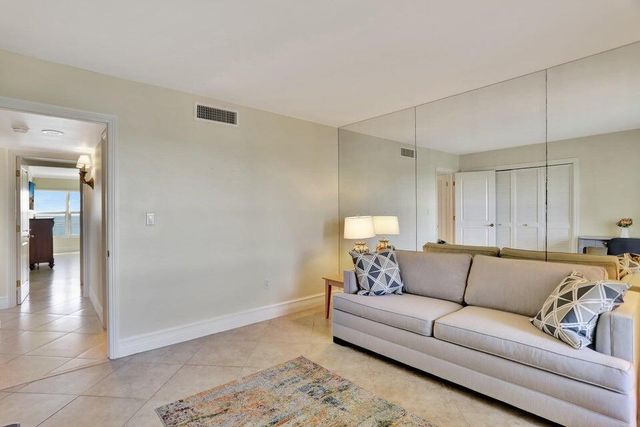 1021 HILLSBORO MILE 1108, Hillsboro Beach, FL 33062