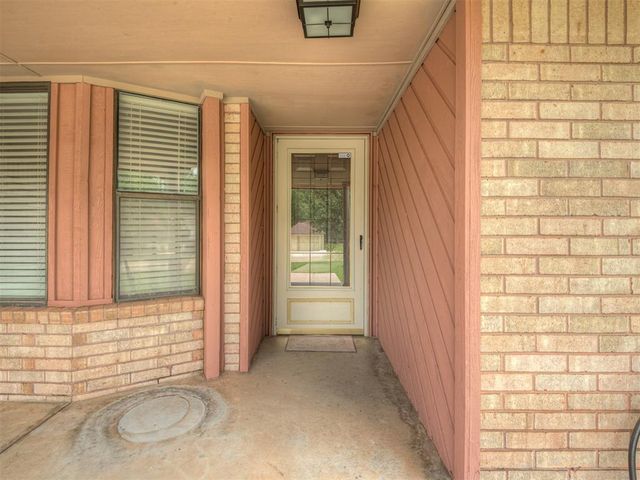 11124 Ashford Drive, Yukon, OK 73099