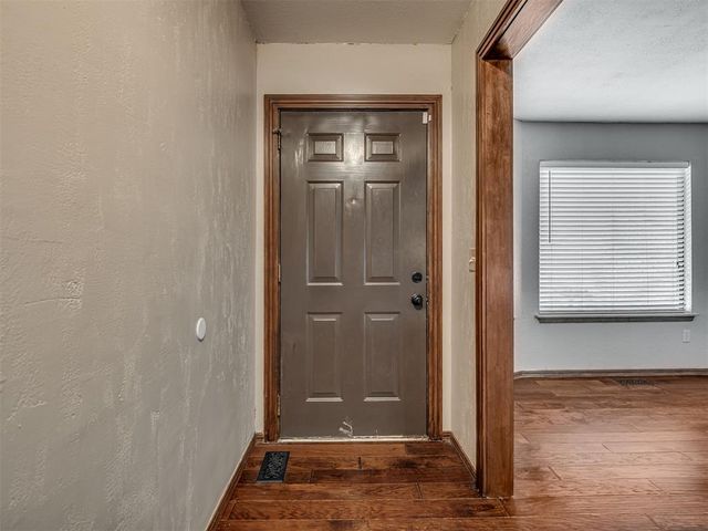 11124 Ashford Drive, Yukon, OK 73099