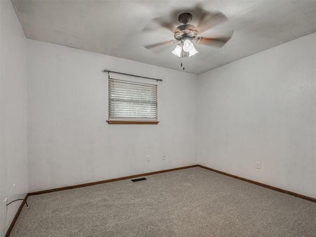 11124 Ashford Drive, Yukon, OK 73099
