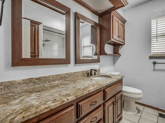 11124 Ashford Drive, Yukon, OK 73099