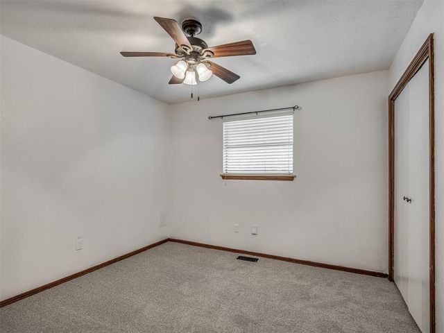11124 Ashford Drive, Yukon, OK 73099