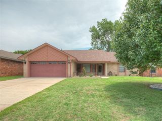 11124 Ashford Drive, Yukon, OK 73099