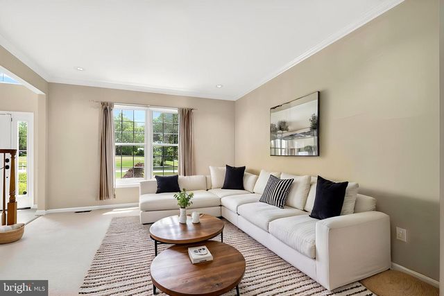 32 FERRIS WHEEL DR, Lambertville, NJ 08530