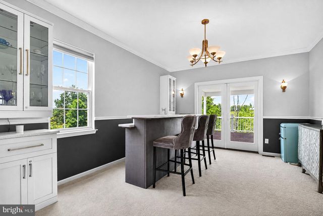 32 FERRIS WHEEL DR, Lambertville, NJ 08530