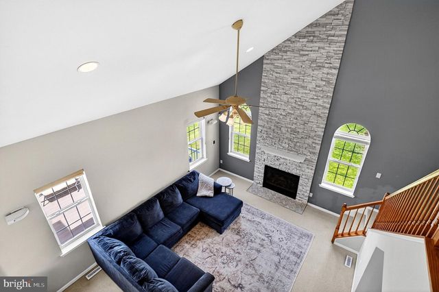 32 FERRIS WHEEL DR, Lambertville, NJ 08530