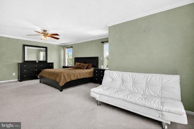 32 FERRIS WHEEL DR, Lambertville, NJ 08530
