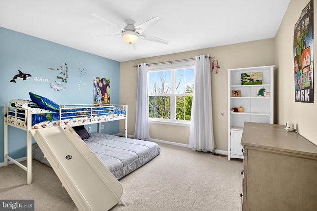 32 FERRIS WHEEL DR, Lambertville, NJ 08530