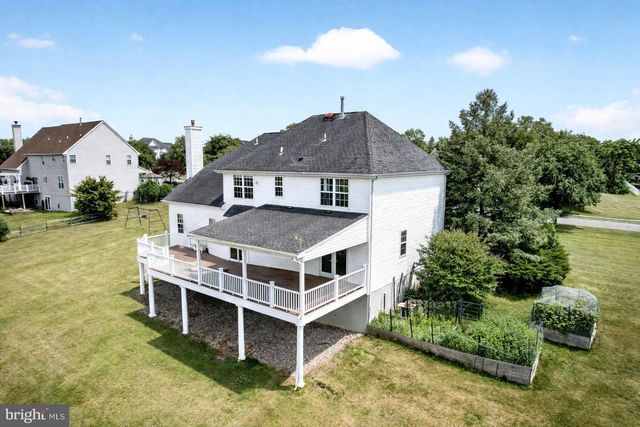 32 FERRIS WHEEL DR, Lambertville, NJ 08530