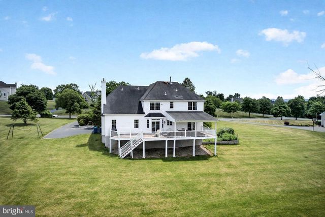 32 FERRIS WHEEL DR, Lambertville, NJ 08530