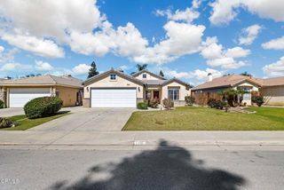 9116 Chattaroy Street, Bakersfield, CA 93312