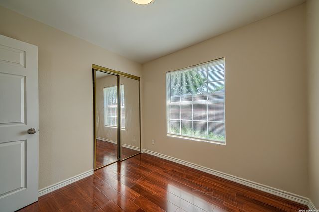 607 Rexford Dr, San Antonio, TX 78216