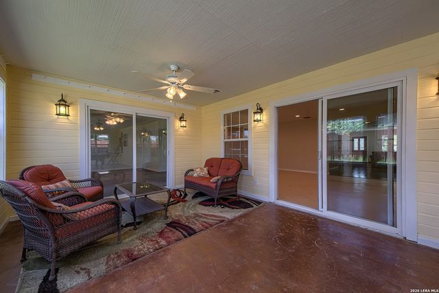 607 Rexford Dr, San Antonio, TX 78216