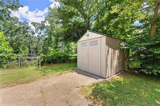 735 Calhoun Road, Dahlonega, GA 30533