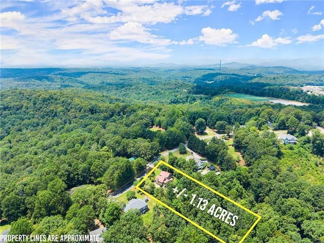 735 Calhoun Road, Dahlonega, GA 30533