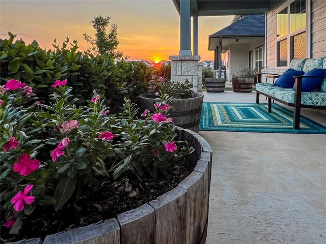 103 Bent Creek DR, Hutto, TX 78634