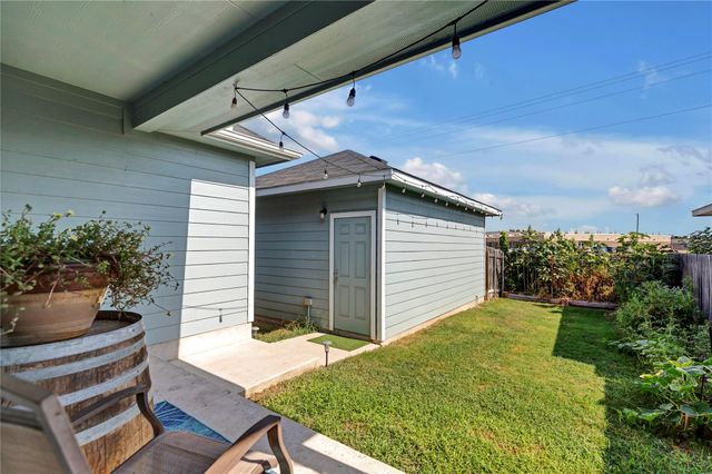 103 Bent Creek DR, Hutto, TX 78634