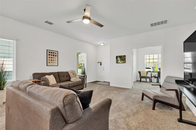 103 Bent Creek DR, Hutto, TX 78634