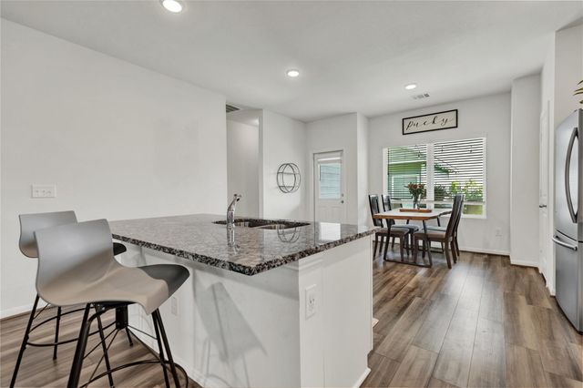 103 Bent Creek DR, Hutto, TX 78634