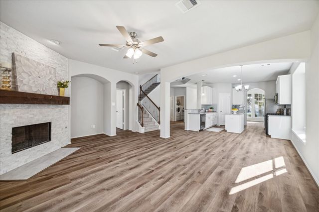 519 Trail Springs Court, Kingwood, TX 77339