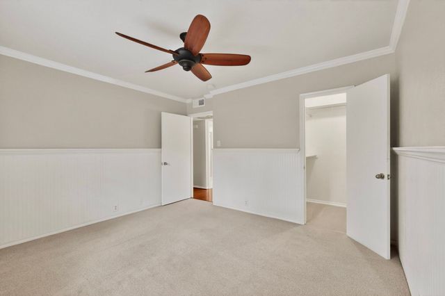 7820 Meadow Park Drive 215, Dallas, TX 75230